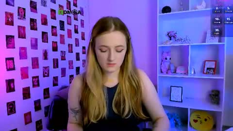 Snapshot of liana_kisses chatting on 07.07.26 Little Liana online show from 07.07.26