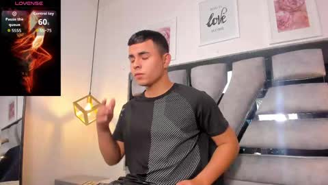 Snapshot of lianfox_ chatting on 04.28.26 lianfox_ online show from 04.28.26