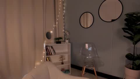 Lia online show from 09.18.25