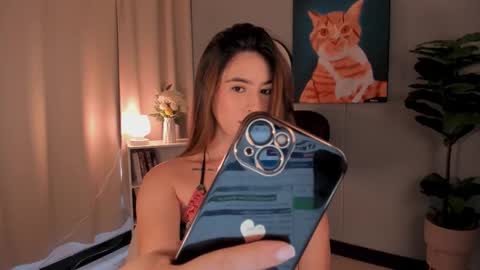 Lia online show from 10.21.25