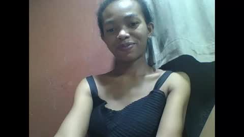 Snapshot of liaraisha chatting on 12.04.25 liaraisha online show from 12.04.25