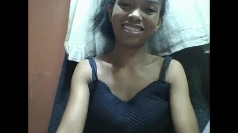 Snapshot of liaraisha chatting on 12.18.25 liaraisha online show from 12.18.25