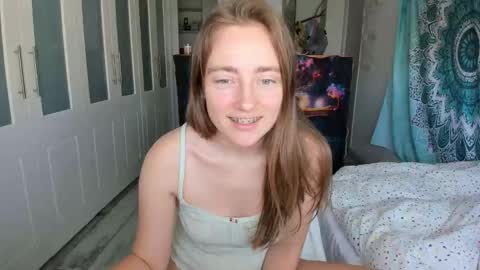 Snapshot of liasashax chatting on 04.14.26 Sasha online show from 04.14.26