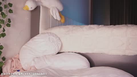 Molly  you can find Bunny here --  online show from 02.12.25