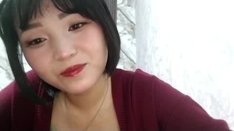 Snapshot of libbiepostlethwaite chatting on 04.15.26 Molly online show from 04.15.26