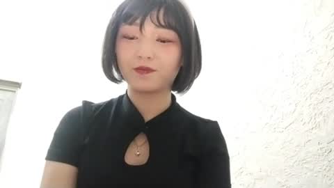 Molly online show from 04.27.26