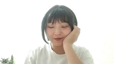 Molly online show from 05.06.26
