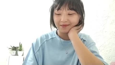 Molly online show from 05.11.26