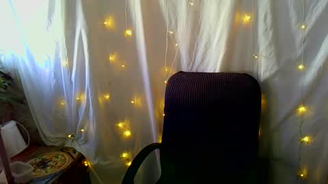 Snapshot of libertaamore chatting on 09.27.25 Liberta online show from 09.27.25