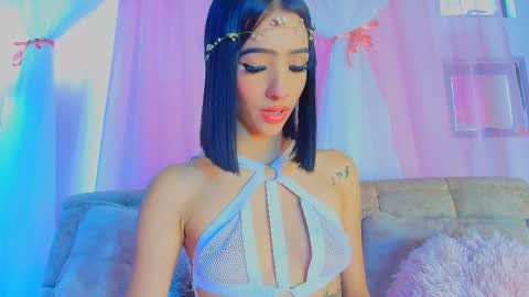 Valentina Hall online show from 03.18.26