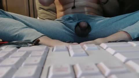 lickurlipz1 online show from 03.10.25