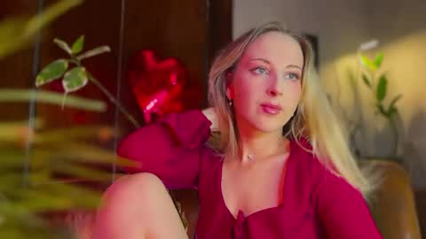 Snapshot of lierie chatting on 02.16.26 its my birthday today so im offline but id be so happy if you felt like sending me a birthday love while im away online show from 02.16.26