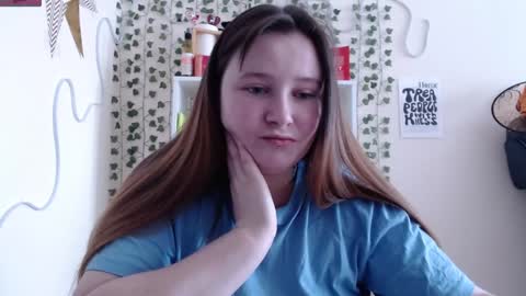 light_lunaa online show from 01.19.25