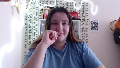 light_lunaa online show from 01.30.25