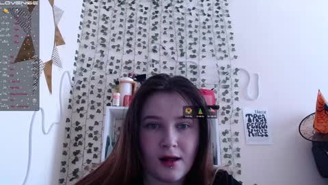 light_lunaa online show from 02.06.25