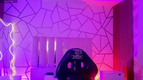 LIHIAN online show from 03.30.26