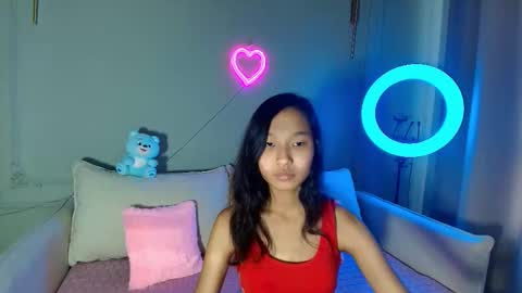 Lihn Pham online show from 11.28.25