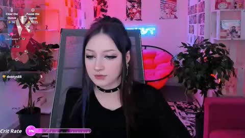 Snapshot of lii_luu chatting on 10.12.25 LiLu online show from 10.12.25