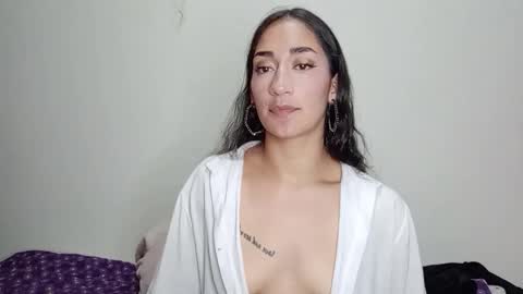 Snapshot of liia__strong chatting on 12.01.25 LIIA online show from 12.01.25