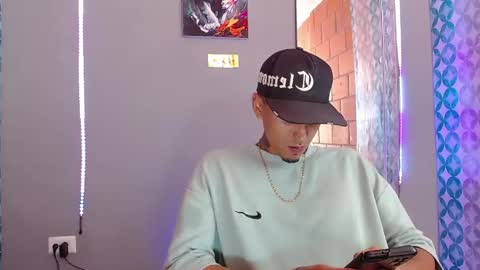 Snapshot of liiaam_lee_ chatting on 04.26.26 Daniel online show from 04.26.26