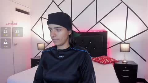 Snapshot of liiam_smith_ chatting on 02.08.25 liiam_smith_ online show from 02.08.25