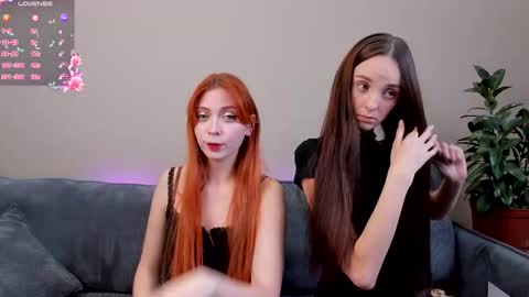 Snapshot of lika_moon chatting on 11.07.25 Lika online show from 11.07.25