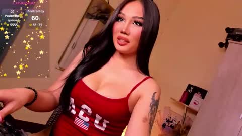 Snapshot of lil_m1ss_silly chatting on 01.12.26 Miss Lily online show from 01.12.26