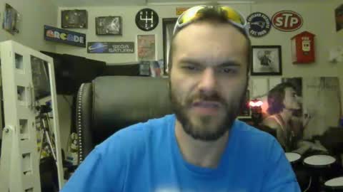 Snapshot of lil_tea_break_6996 chatting on 02.20.25 t online show from 02.20.25