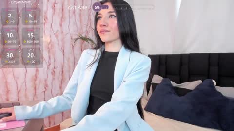 Snapshot of lila_elliot chatting on 02.05.25 Lila online show from 02.05.25