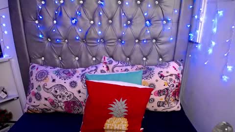 Snapshot of lila_gummy_ chatting on 01.30.25 online show from 01.30.25