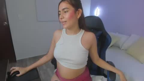 Snapshot of lila_lain chatting on 07.10.26 L I L A online show from 07.10.26