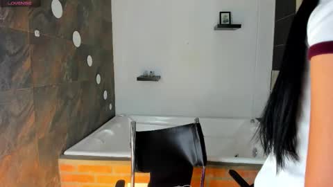 L I L A online show from 01.08.26