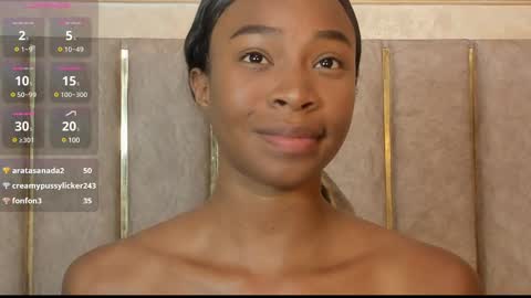 Snapshot of lilabeily chatting on 02.11.25 lila bailey online show from 02.11.25