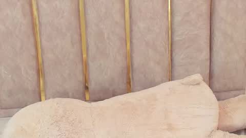 Snapshot of lilabeily chatting on 02.14.25 lila bailey online show from 02.14.25