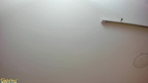 Snapshot of lilabeily chatting on 09.10.25 lila bailey online show from 09.10.25