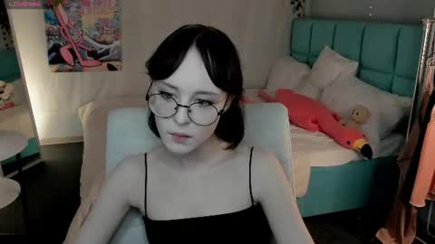Snapshot of lilac_muse chatting on 07.11.26 Lili online show from 07.11.26