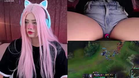 Snapshot of lilapop__ chatting on 11.15.25 Lila online show from 11.15.25