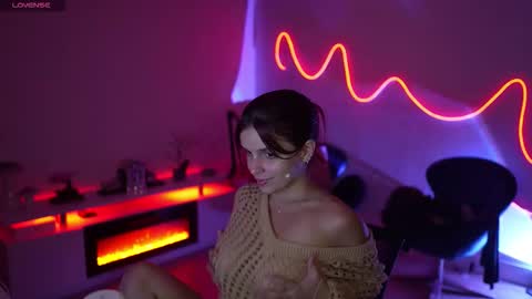 Snapshot of lilbeccaxo chatting on 03.09.26 Rebecca online show from 03.09.26