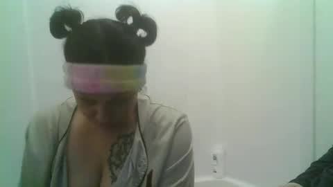 lilbratty_clouds_ogpuffdragon online show from 01.13.25