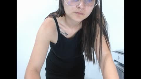 Valeri Villalobos  IG villa lobosvaleri online show from 05.29.26