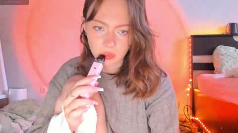 Snapshot of lilemma19 chatting on 05.12.26 lilemma19 online show from 05.12.26