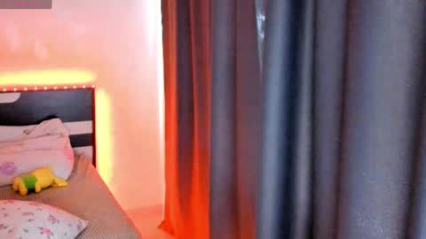Snapshot of lilemma19 chatting on 07.19.26 lilemma19 online show from 07.19.26