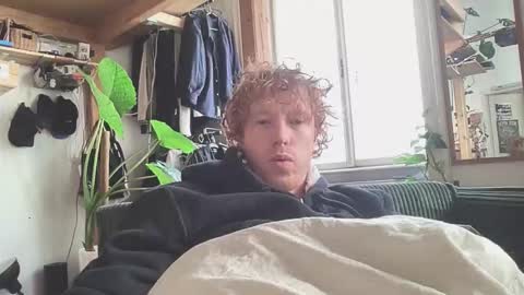 Snapshot of lilginge1 chatting on 10.13.25 lilginge1 online show from 10.13.25