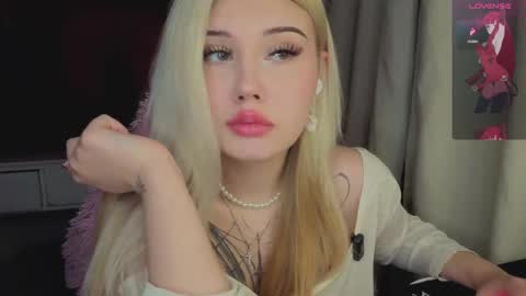 Nika and Lori online show from 10.15.25