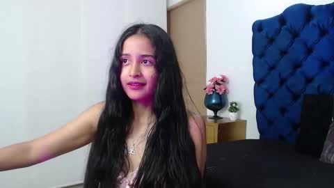 Snapshot of lili666_ chatting on 11.18.25 Lili online show from 11.18.25