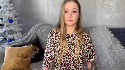 Snapshot of lili_01 chatting on 02.04.26 Lili online show from 02.04.26