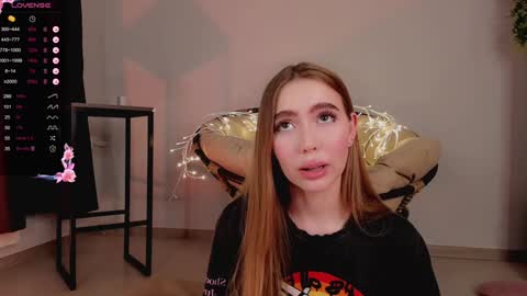 lili__roze_ online show from 01.09.25