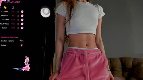 lili__roze_ online show from 03.02.25