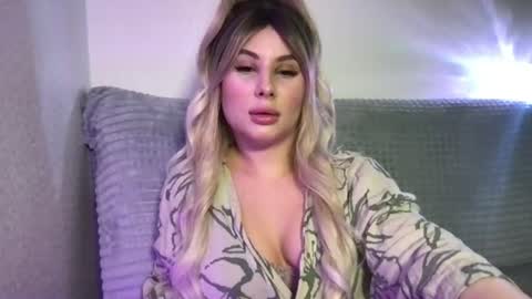 Lili online show from 06.28.26
