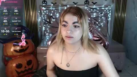 Snapshot of lili_conor_s chatting on 10.09.25 Lili online show from 10.09.25